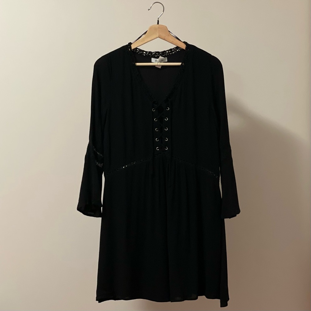 Striking Crinkle Woven Dress. Long bell sleeves.